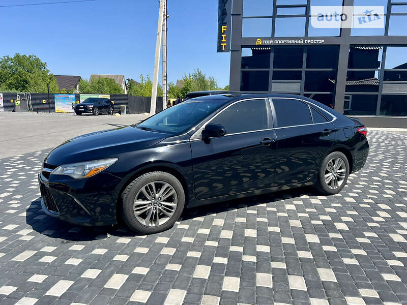 2015 toyota camry