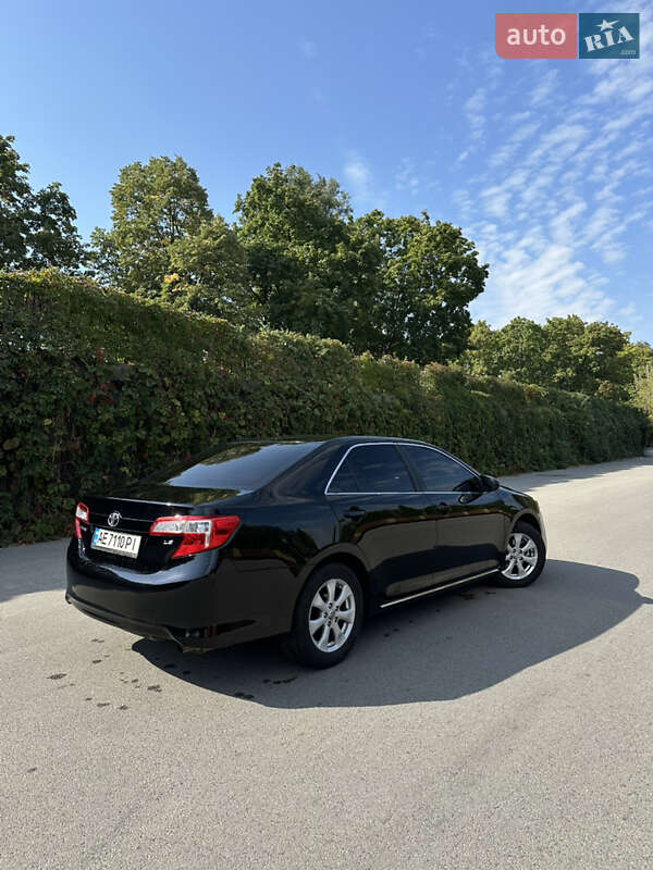 2012 toyota camry