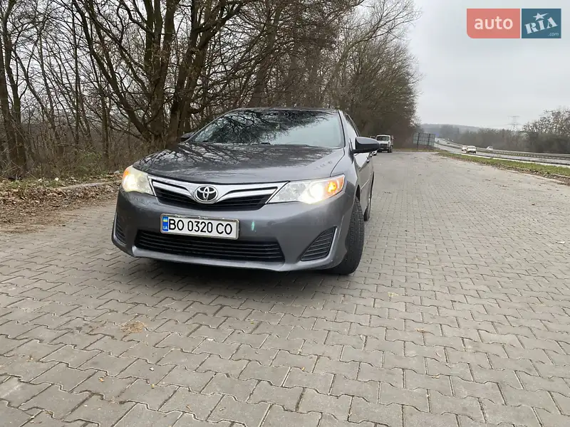 2013 toyota camry