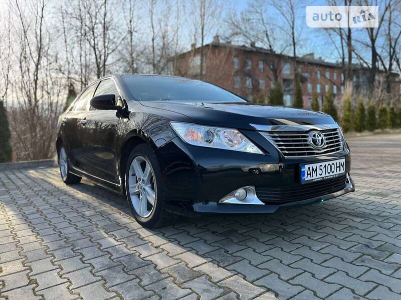 2014 toyota camry