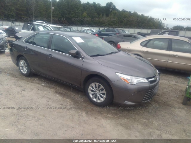 2016 toyota camry