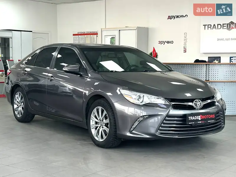 2016 toyota camry