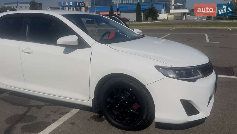 2013 toyota camry