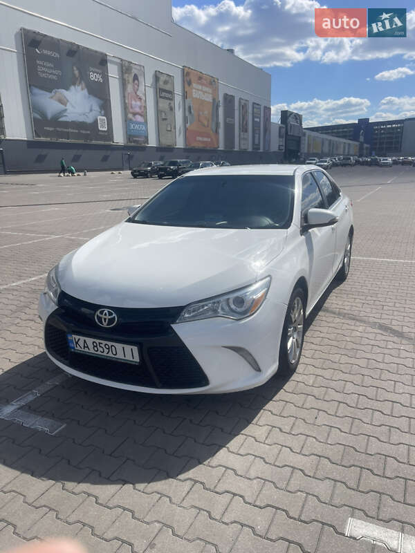2015 toyota camry