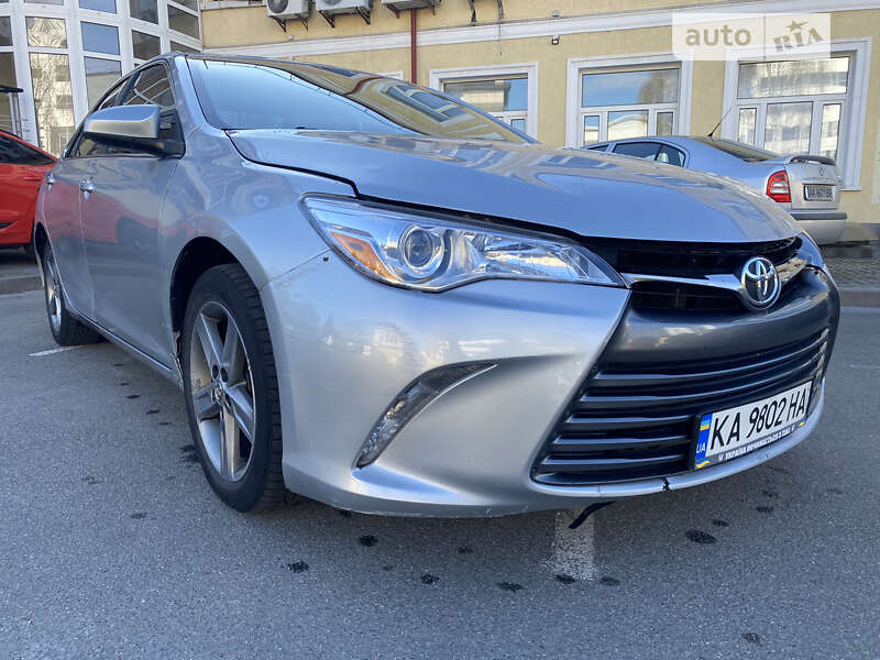 2015 toyota camry