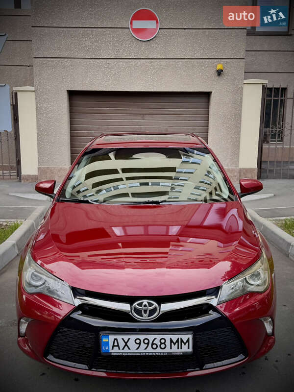 2016 toyota camry