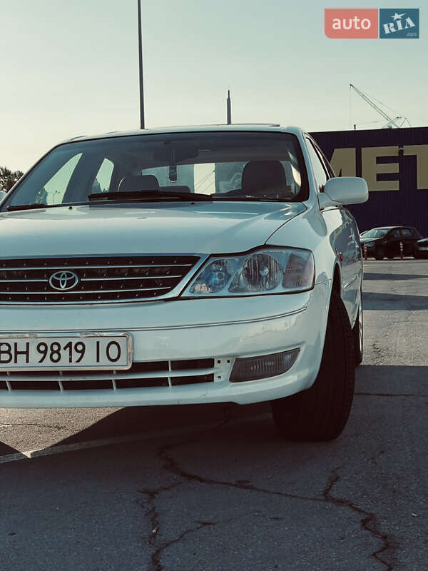 2002 toyota avalon