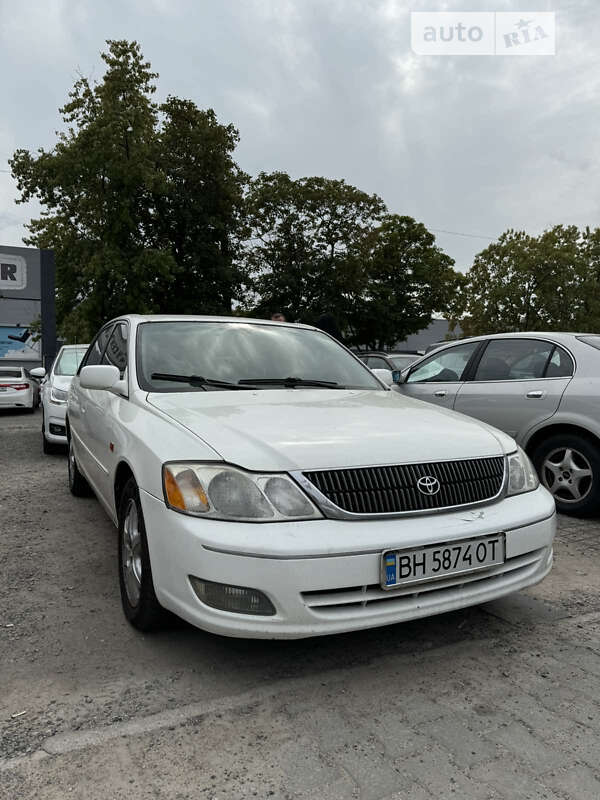 2000 toyota avalon