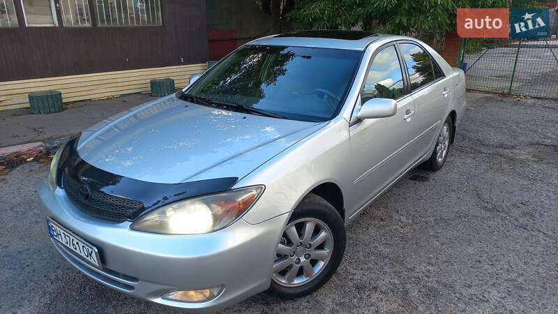 2004 toyota camry