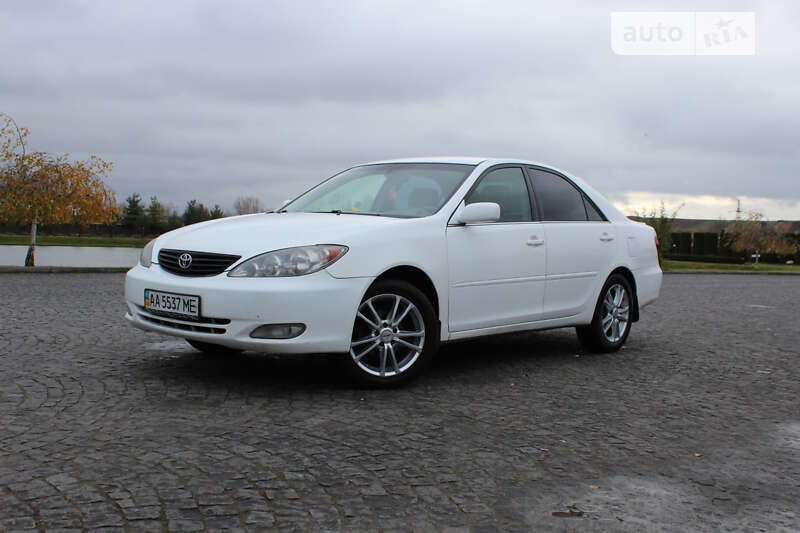 2005 toyota camry