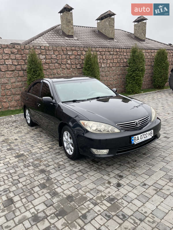 2004 toyota camry