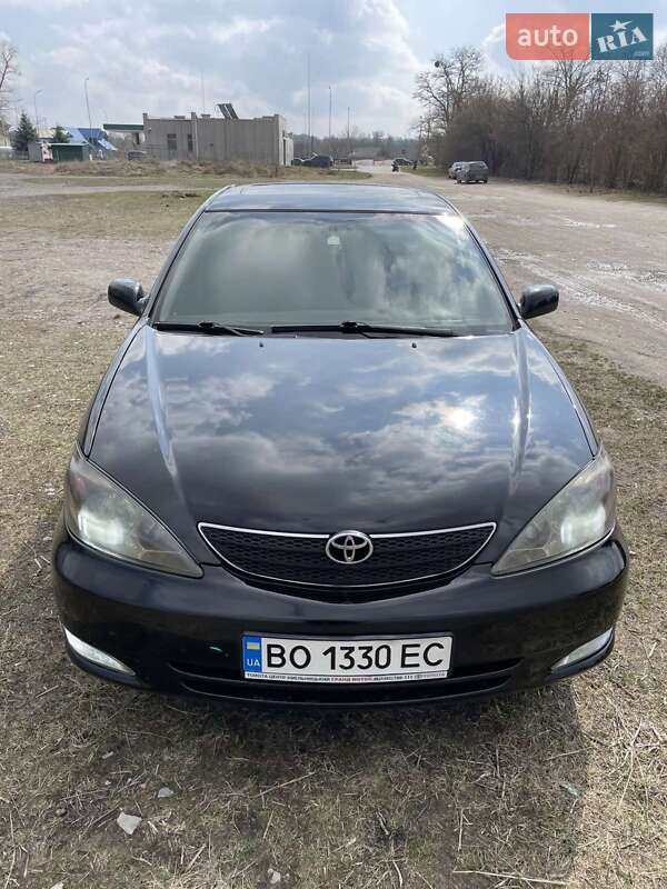 2004 toyota camry