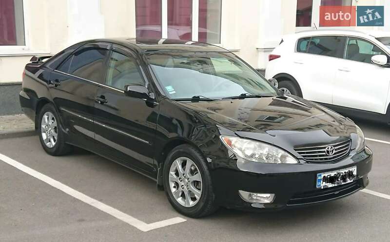 2005 toyota camry