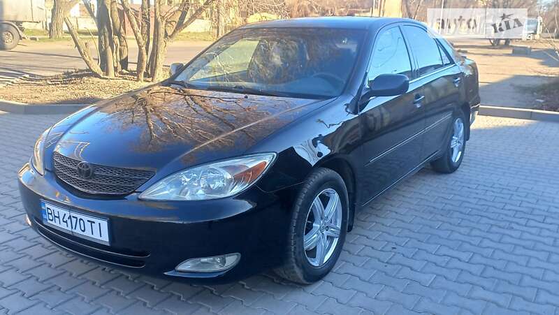 2004 toyota camry
