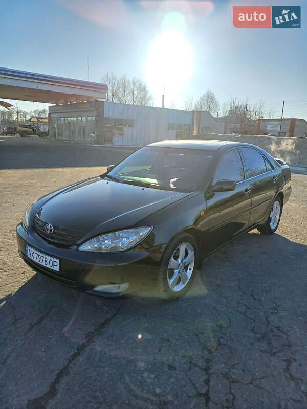 2001 toyota camry