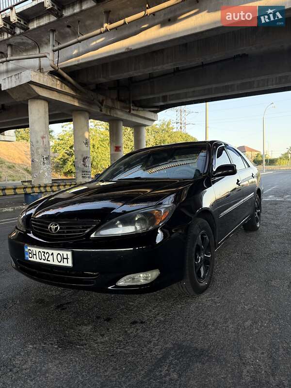 2004 toyota camry