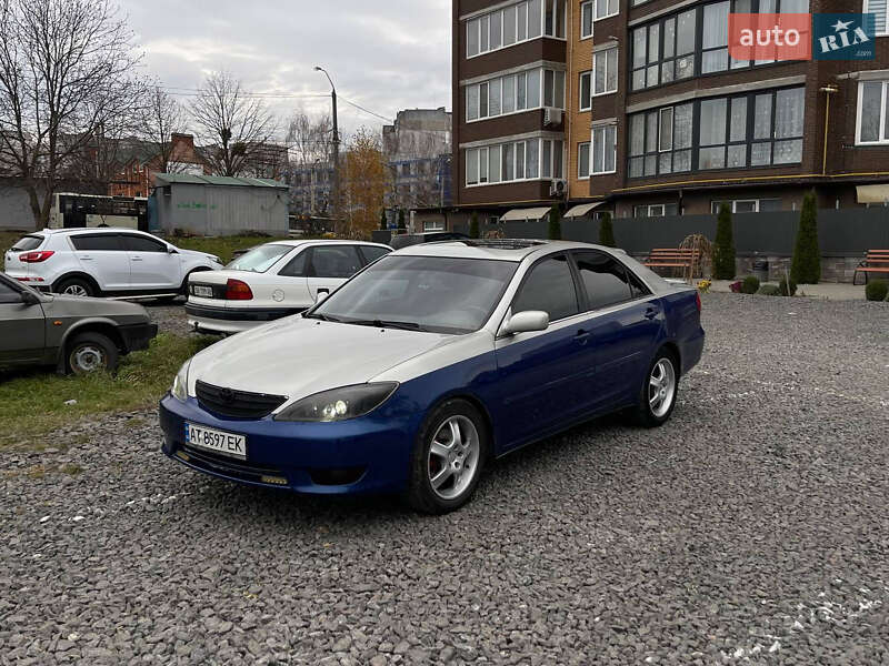 2004 toyota camry