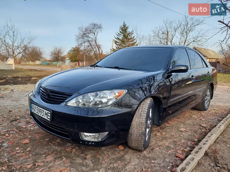 2004 toyota camry