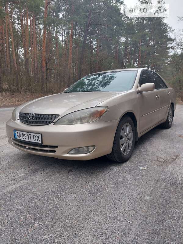 2004 toyota camry