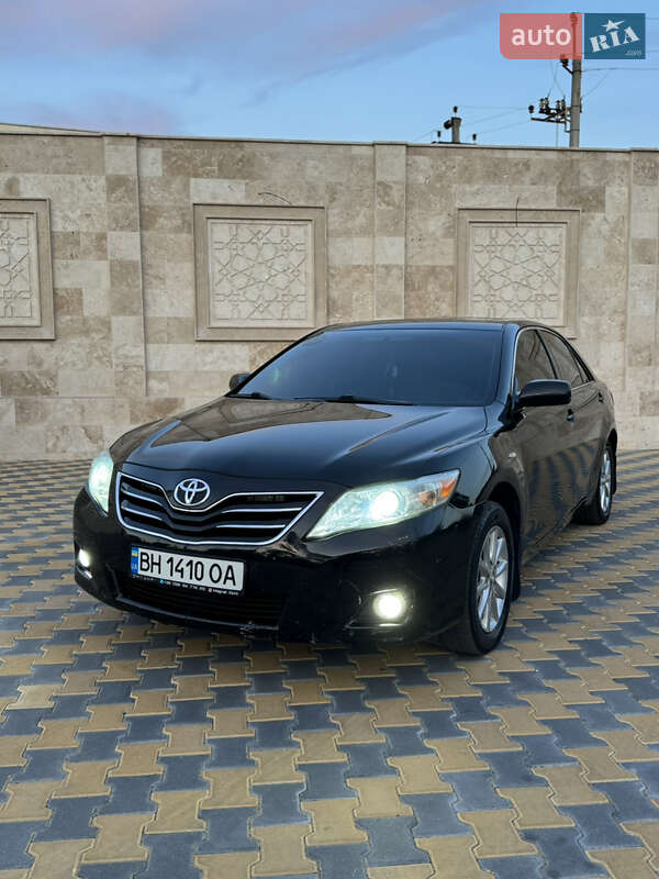 2010 toyota camry