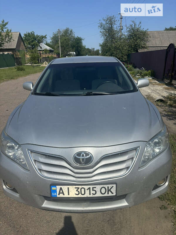 2011 toyota camry