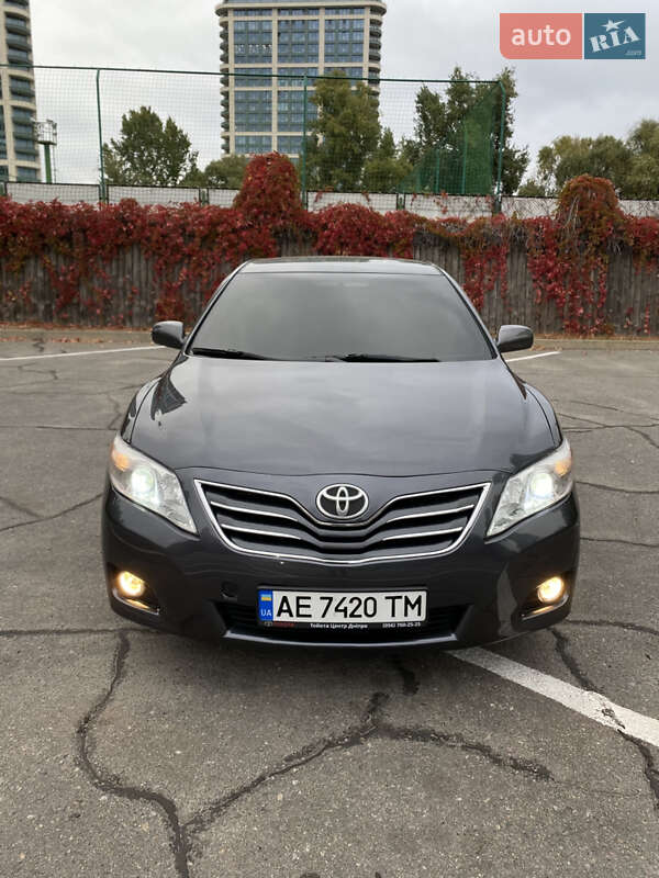 2011 toyota camry