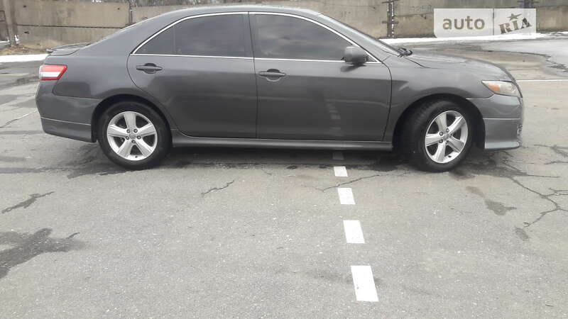 2011 toyota camry