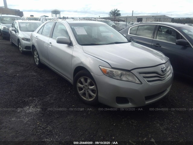 2011 toyota camry