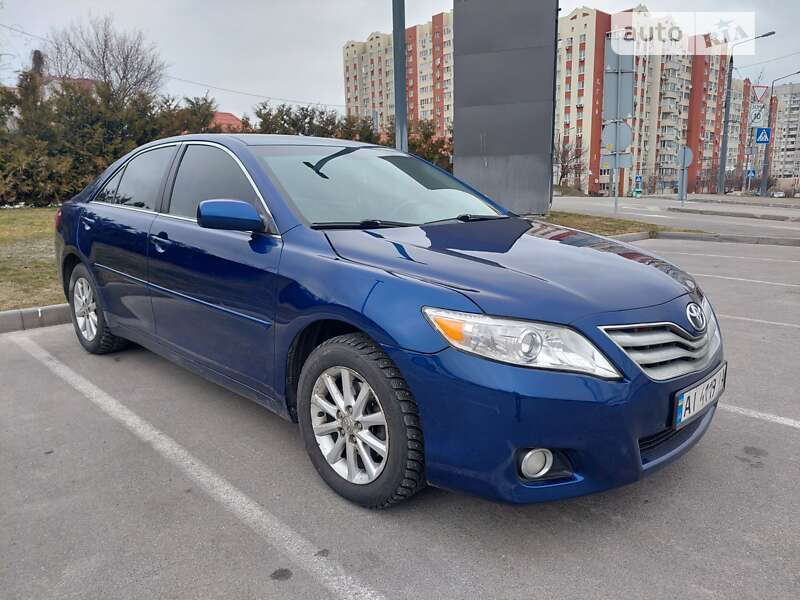 2011 toyota camry