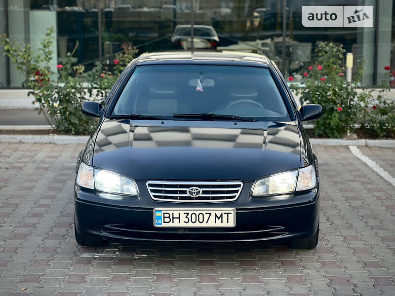 2001 toyota camry