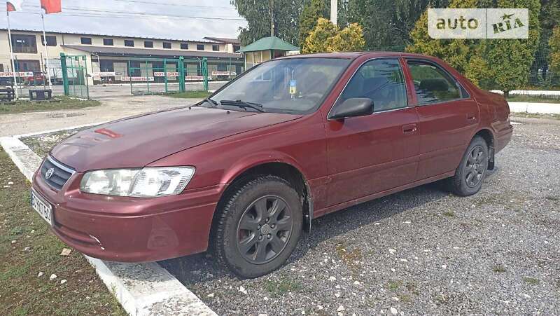 2001 toyota camry