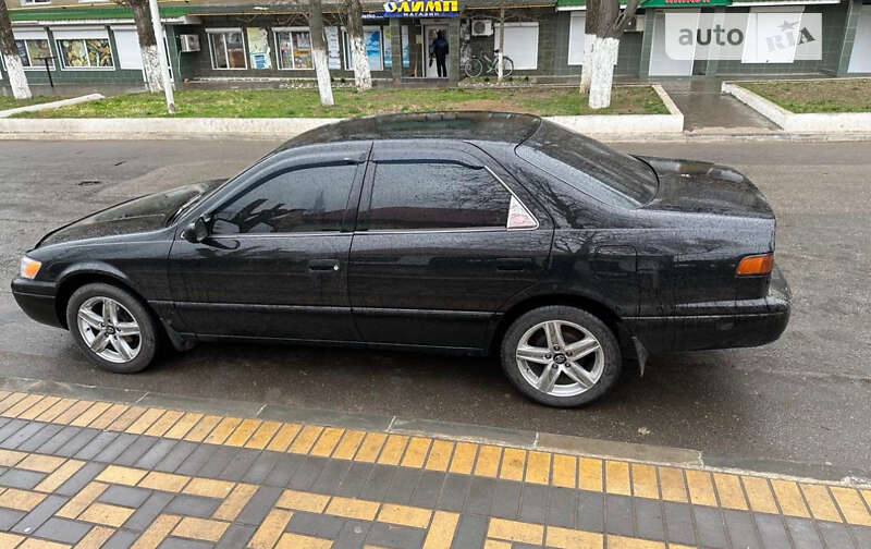 1999 toyota camry