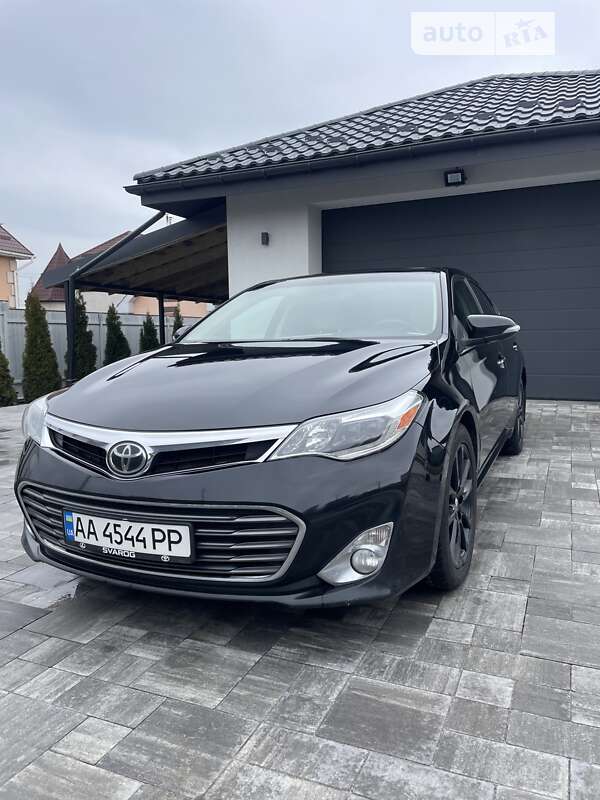 2013 toyota avalon