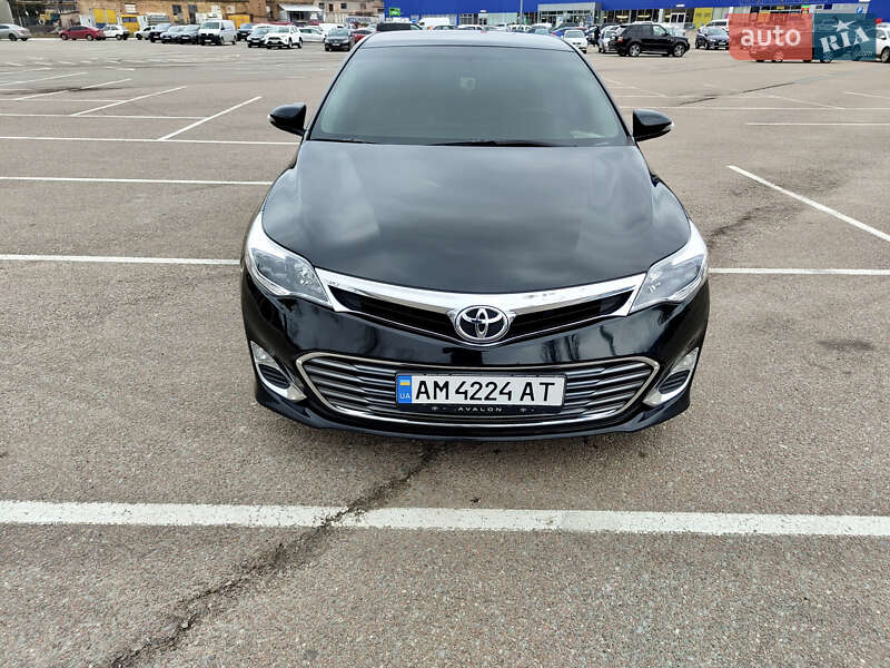 2013 toyota avalon
