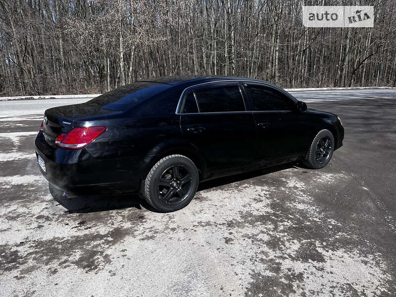 2005 toyota avalon