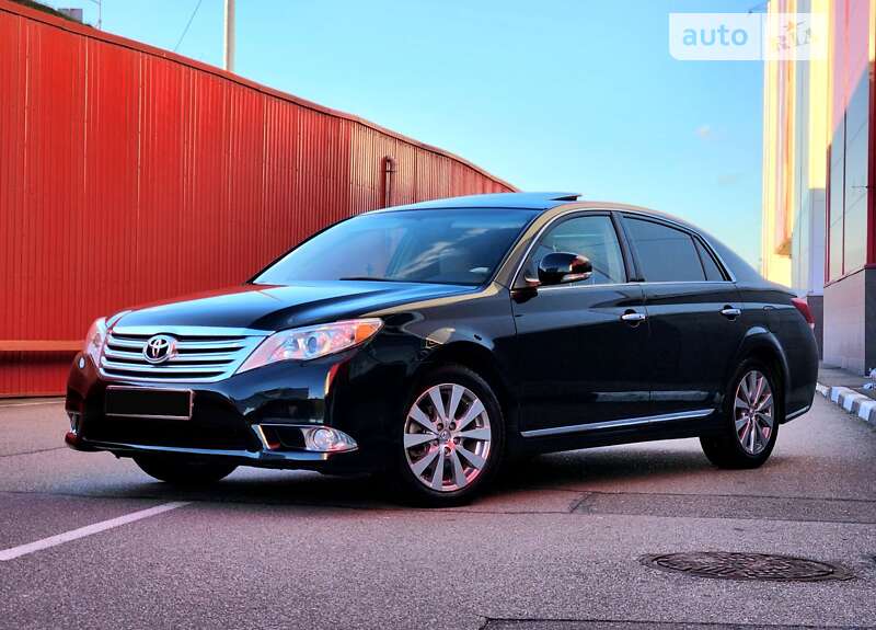 2011 toyota avalon