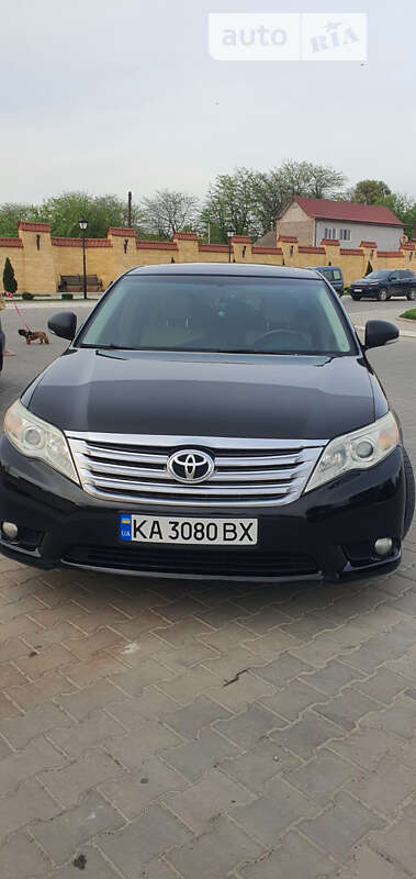 2011 toyota avalon
