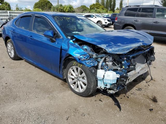2019 toyota camry le