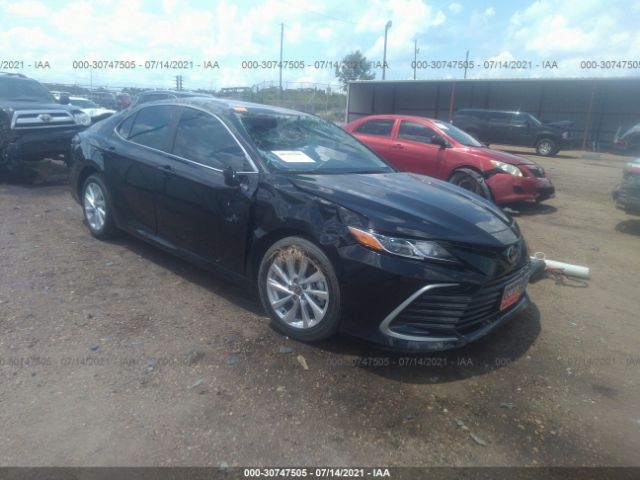 2021 toyota camry