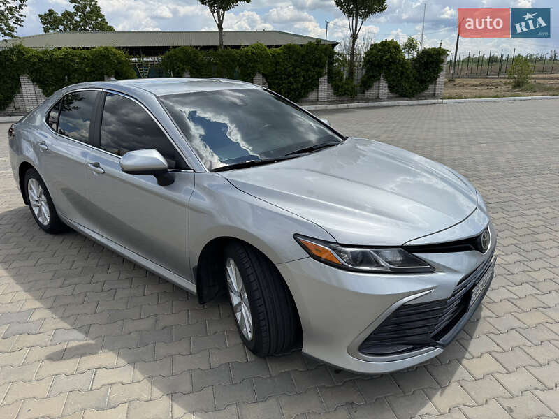 2021 toyota camry