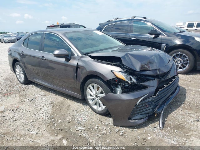 2022 toyota camry