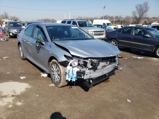 2021 toyota camry le