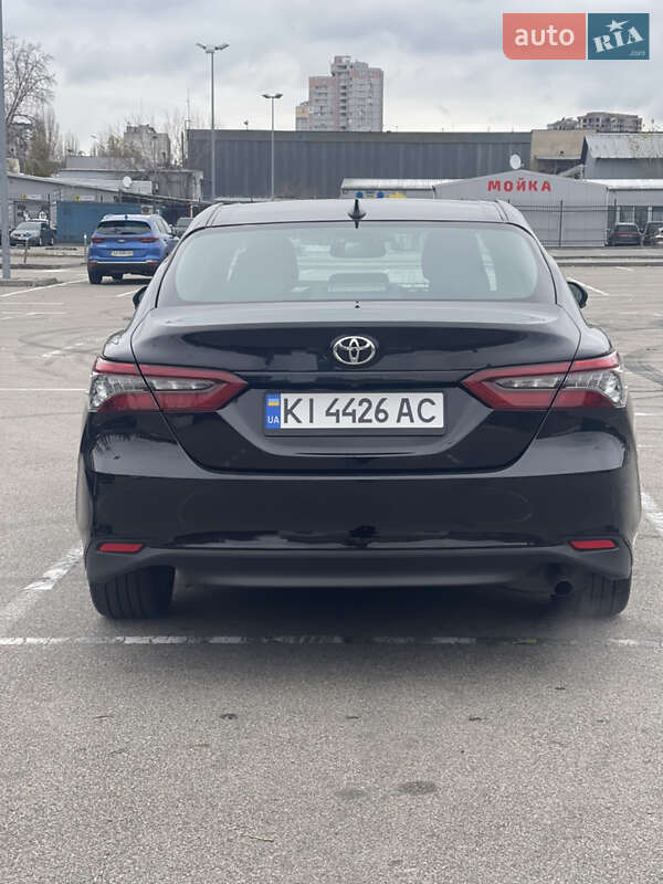 2020 toyota camry