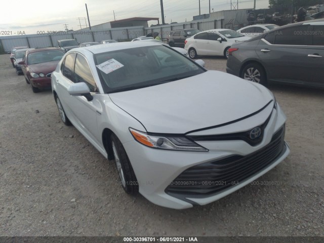 2020 toyota camry