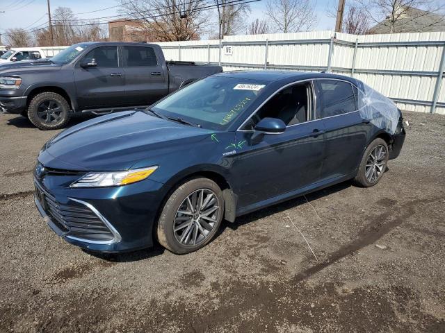 2021 toyota camry