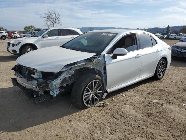 2021 toyota camry xle