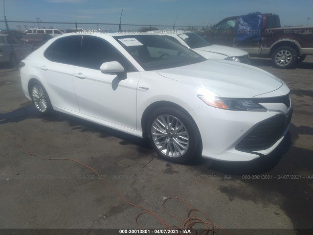 2020 toyota camry