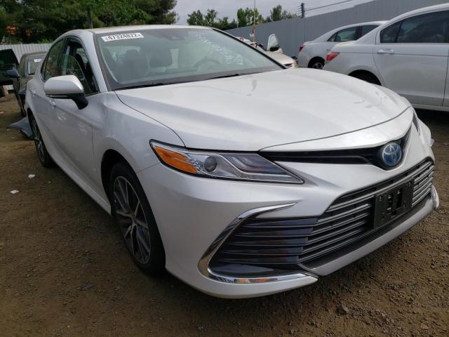 2022 toyota camry xle