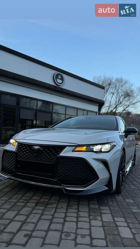2020 toyota avalon