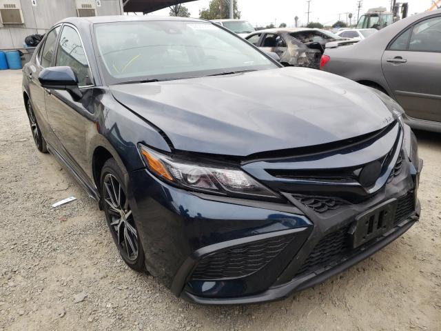 2021 toyota camry